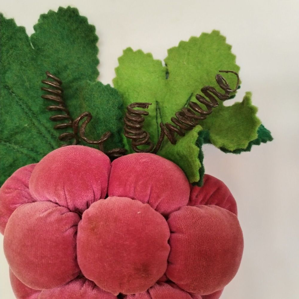 Vintage Velvet Set Of 4 Grapes on Vine Plush‎ Home Decor 9 Inches Grandmacore - Picture 10 of 13
